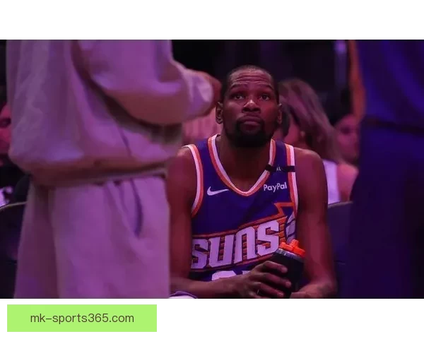 格林22分钟31分创队史三项纪录状态回升 杜兰特交易是否真赢家